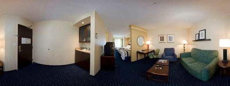 Springhill Suites Detroit Southfield Exterior foto